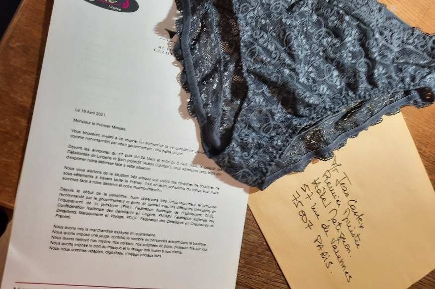 Vierzon : elle envoie une culotte... à Jean Castex